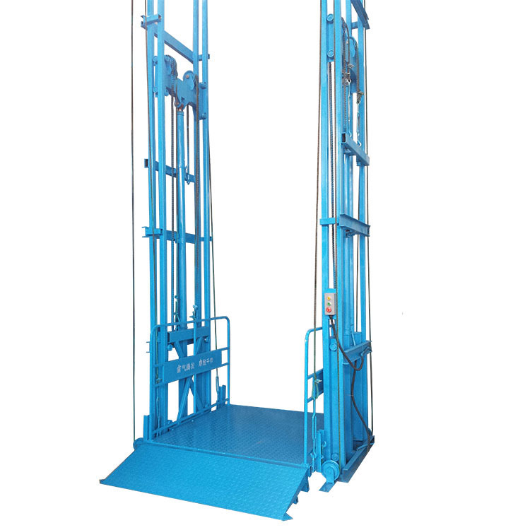 The Working Principles and Applications of Industrial Lift for Warehouse