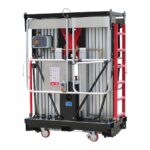 Double mast aluminium alloy lift with outriggers extended